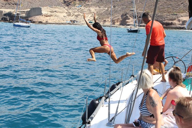 3 Hours All Inclusive Whale and Dolphin Whatching Yacht Trip - Watching whales and dolphins off Tenerife
