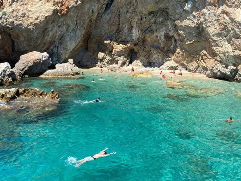 Alanya Relax Boat Tour with Caretta and Dolphin View - Why this cruise feels different from Alanya’s party boats