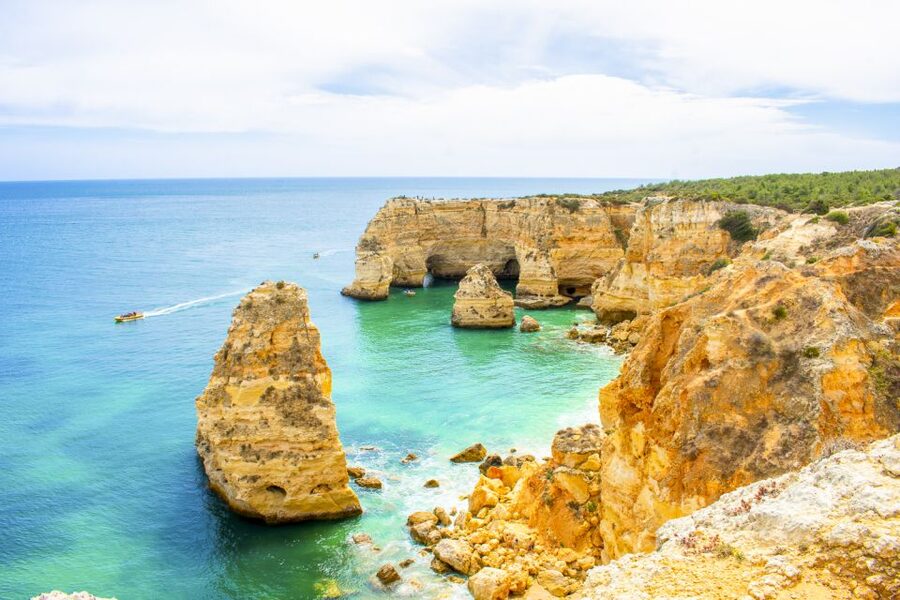 Albufeira: Benagil Caves & Dolphin Watching Speed Boat Tour - What to bring and what to leave behind