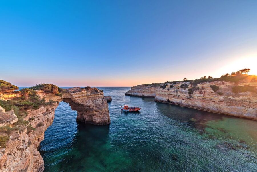 Albufeira: Dolphin Watching and Benagil Cave - Key points before you book