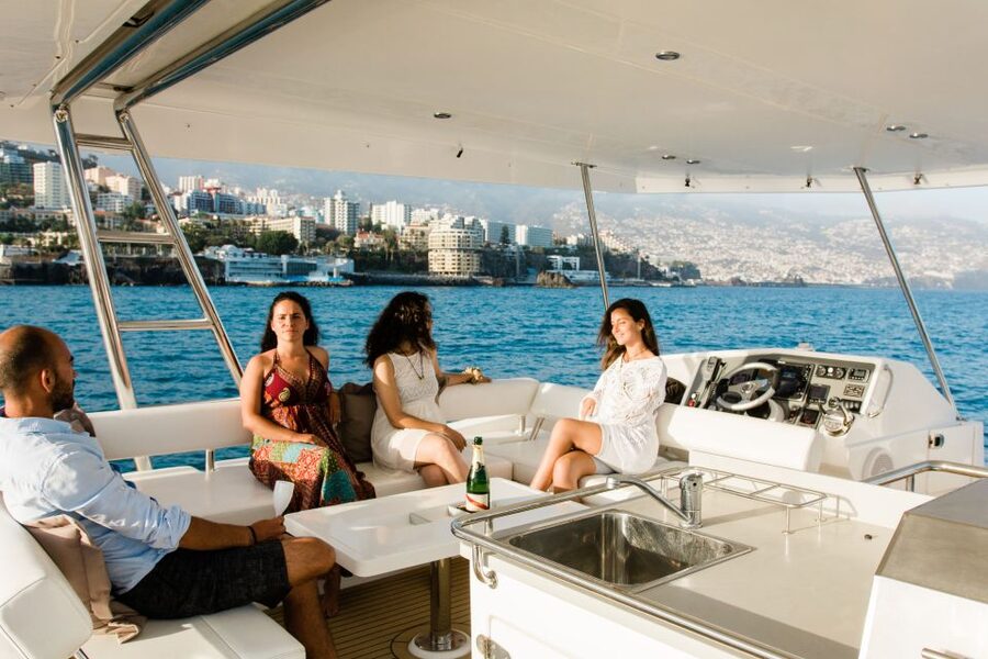 All Inclusive Whale and Dolphin Watching Luxury Tour - The final 45 minutes back to Funchal