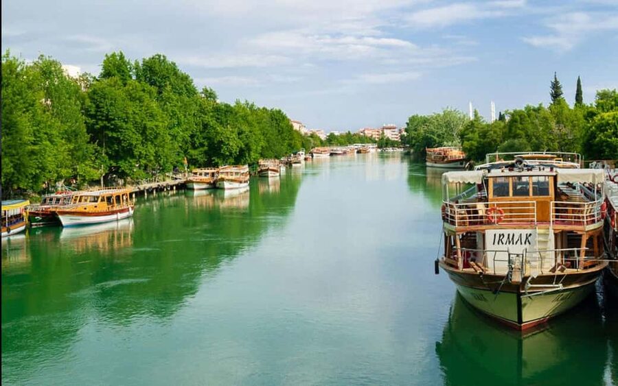 Ancient City or Dolphin observatıon cruise in Side w/Lunch - Dolphin Island and the limits of wildlife watching