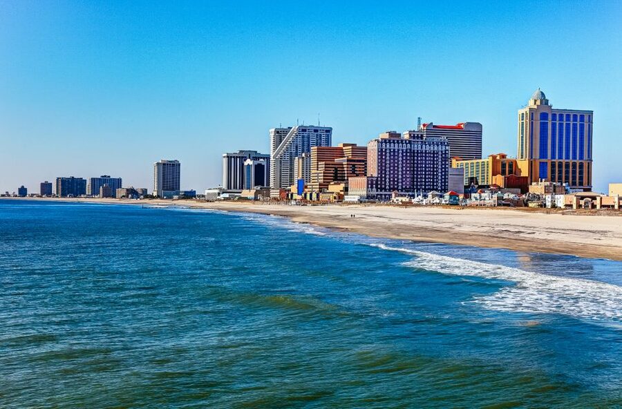 Atlantic City: Dolphin Watching Ocean Cruise Adventure - From the Shoreline Into Open Water