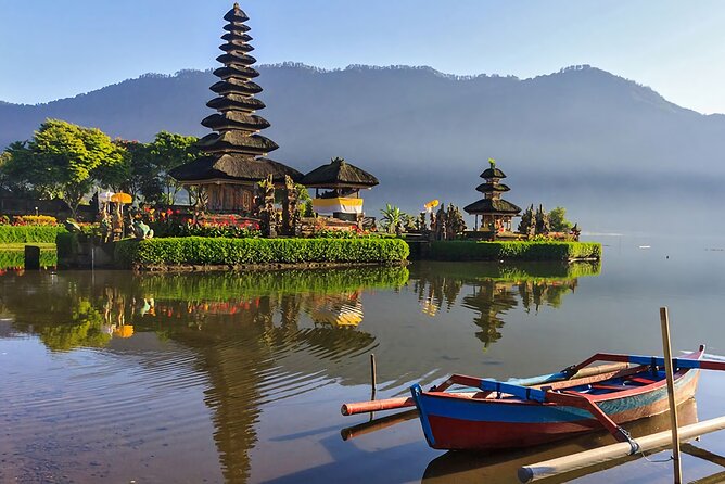 Bali Dolphin Lovina tour and Ulundanu Beratan - The 3:30 am pickup from Kuta