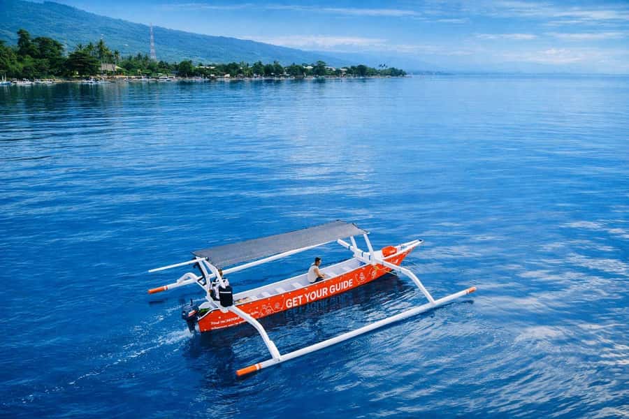 Bali/Lovina: Guided Dolphin Watching & Sunrise Boat Snorkel - The early start and basecamp welcome