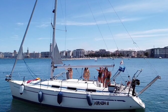 Bari sailing cruise in search of dolphins - Swimming in open water