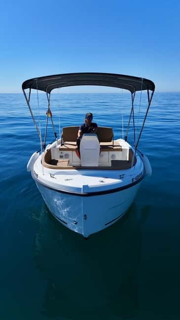 Benalmádena: license-Free Rent Boat for Dolphin Watching - Weather, late arrivals, and motion sickness