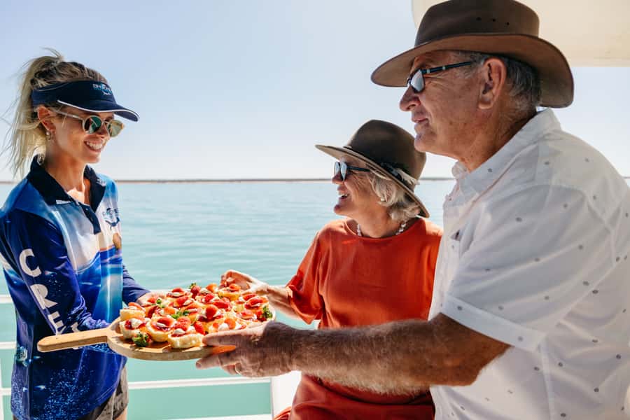 Broome: Snubfin Dolphin Cruises - Getting to the boat at Entrance Point