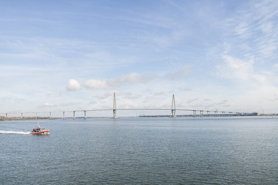Charleston: Sightseeing Harbor Tour & Dolphin Watch - The Battery from an angle you cannot walk
