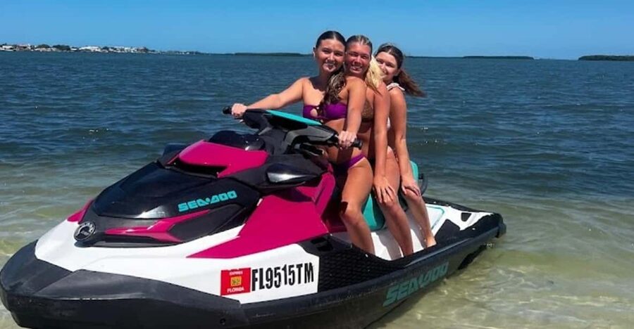 Clearwater: Dolphin Jet Ski Tour - 1 SKI FOR UP TO 3 PEOPLE - Starting from 510 N Osceola Avenue