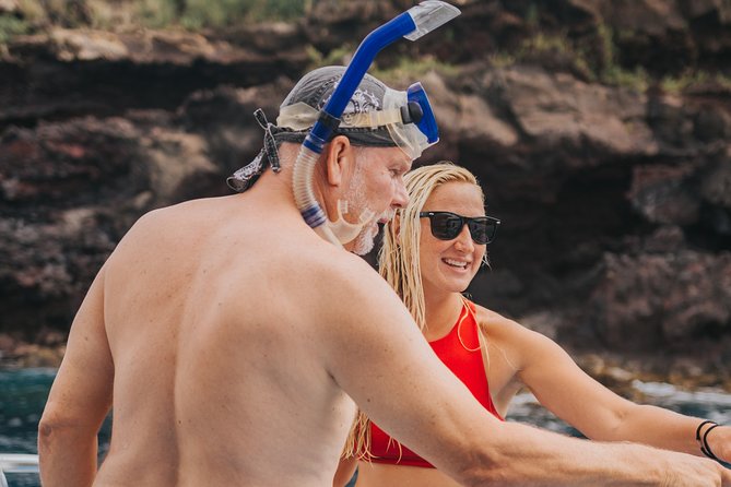 Deluxe Snorkel & Dolphin Watch Aboard a Luxury Catamaran from Kailua-Kona - A Filling Barbecue Lunch and Drinks