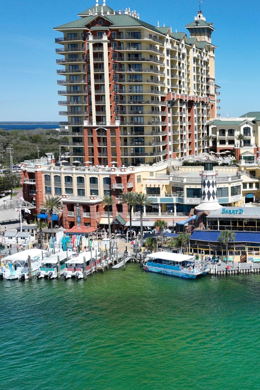 Destin: Dolphin Cruise aboard a Glass-Bottom Boat - Choosing between the upper and main decks