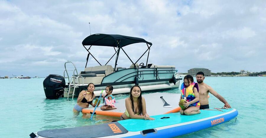 Destin: Private Charter to Crab Island with Dolphin Sighting - The cruise along Destin’s coast