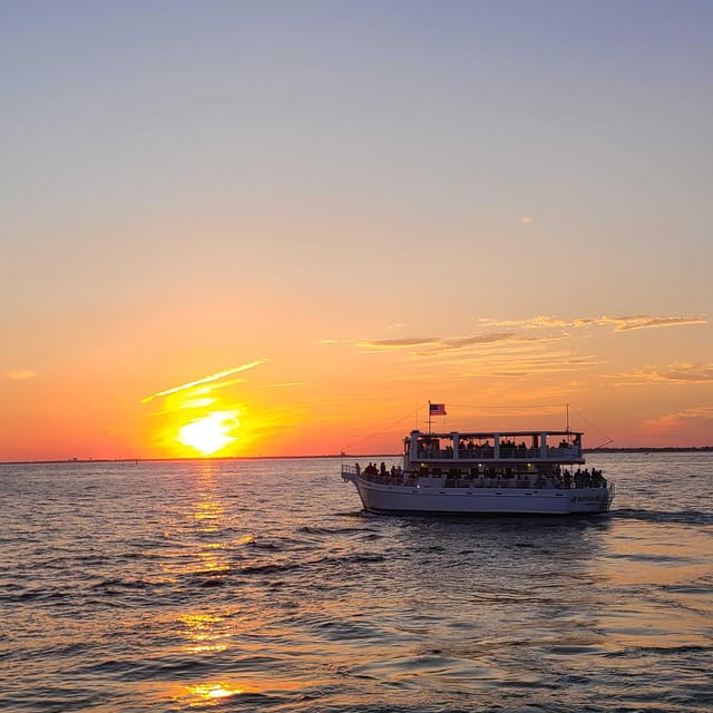 Destin: Sunset Dolphin Cruise - A gentle tour through Destin Harbor