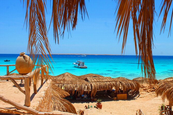 Dolphin House By Private Speedboat With Giftun Island _ Hurghada - A private speedboat from Hurghada
