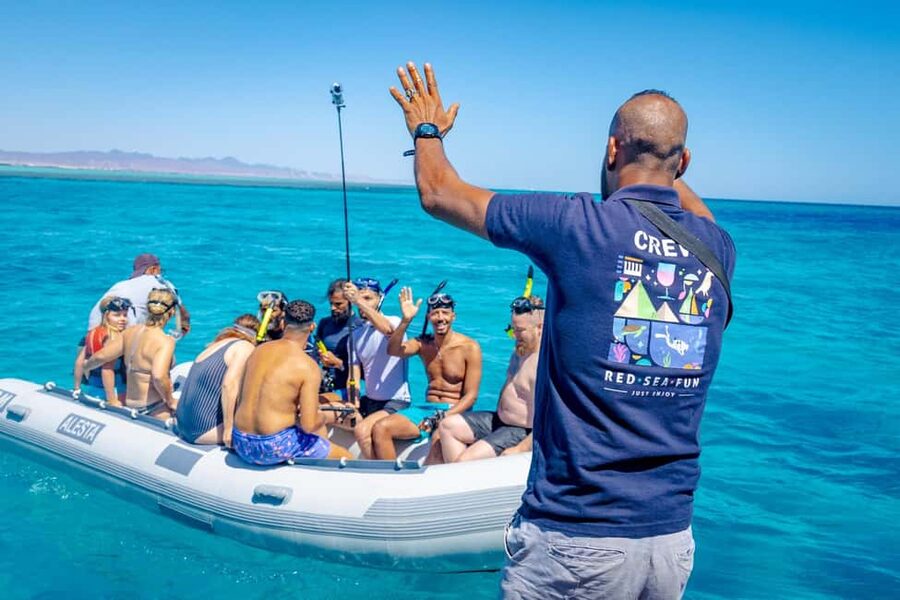Dolphin Tour with Red Sea Fun. The Best in Hurghada - Lunch, juices, and Arabic sweets onboard