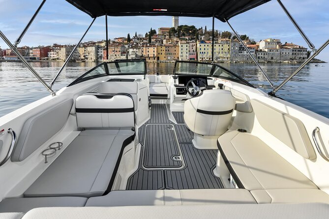 Dolphin Watching Sunset Speedboat Tour with Drinks in Rovinj - Drinks, conversation, and the small-group advantage