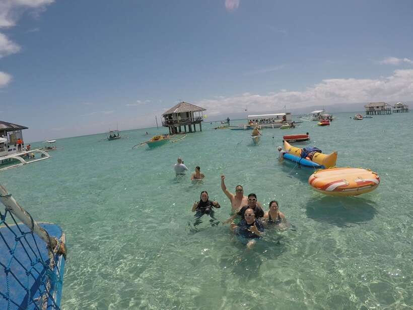 Dumaguete: Dolphin Watching & Manjuyod Sandbar Private Tour - An early start from Dumaguete