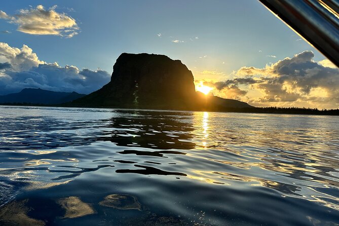 Eco-friendly Dolphin Watching Tour in Mauritius - Who will enjoy this Mauritius boat trip most?