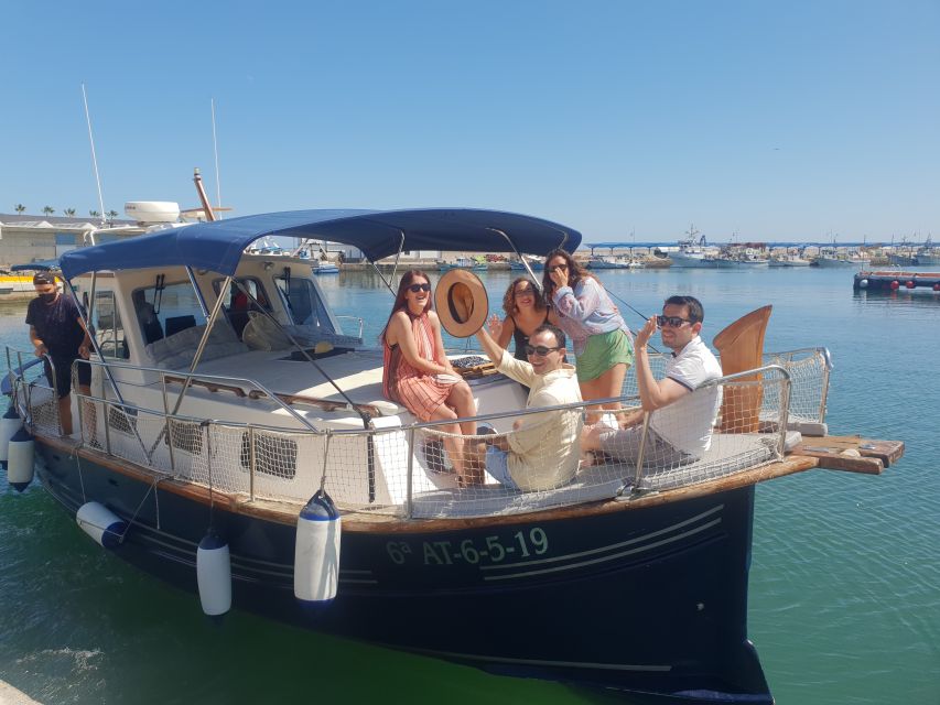 Estepona: Dolphin Search Boat Trip with Drink and Snacks - Practical tips for a smoother outing