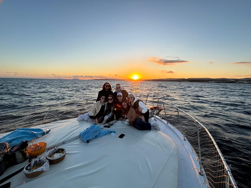 Estepona: Dolphins Searching Sea Cruise with Drink & Snacks - Meeting the crew at La Martingala