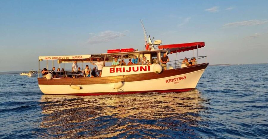 Fazana: dolphin safari and sightseeing in Brijuni at sunset - Is $41 a good price?