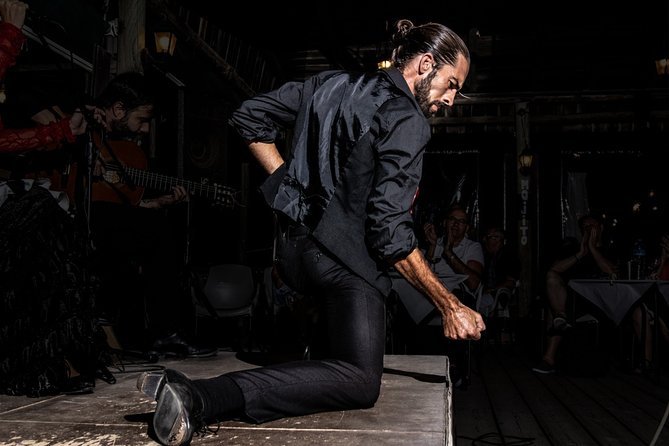 Flamenco evening and barbecue by the sea at the Blue Dolphin Beach Club - Who will enjoy this evening most