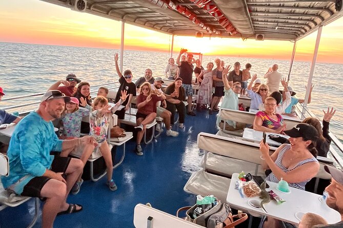!! Flippers Fun Boat !! Dolphin Adventure Clearwater Beach! - The crew makes the difference