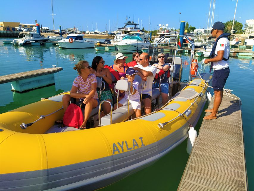 From Vilamoura: 2.5-Hour Benagil Cave and Dolphins Boat Tour - Arriving at the Benagil Sea Cave