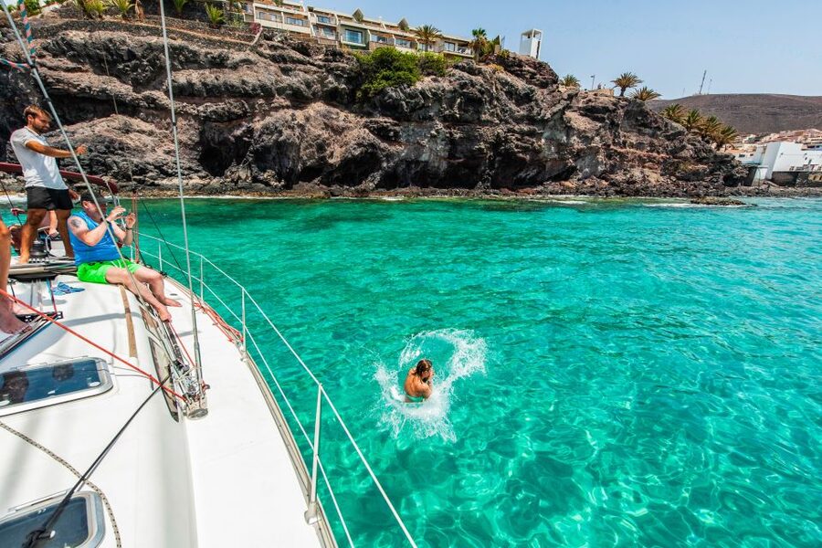 Fuerteventura: Sailing with Snorkeling and Dolphin Watching - What makes this sailing trip special