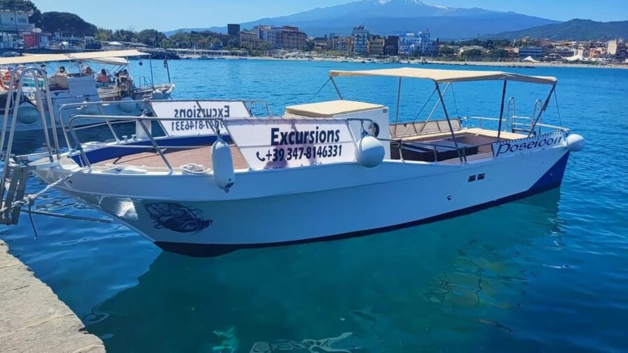 Giardini Naxos: Dolphin Searching Sunset Boat Tour - Leaving Porto di Giardini Naxos for the Taormina coast