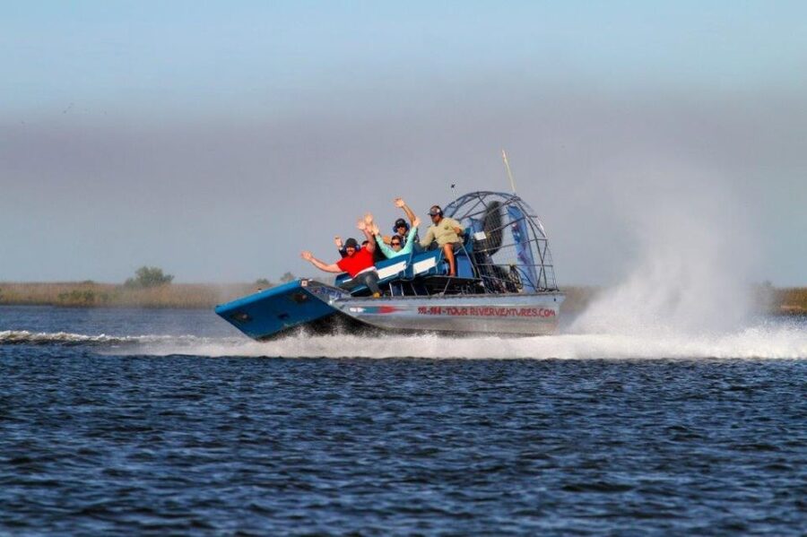 Homosassa: Gulf of Mexico Airboat Ride and Dolphin Watching - Leaving Homosassa for the Gulf
