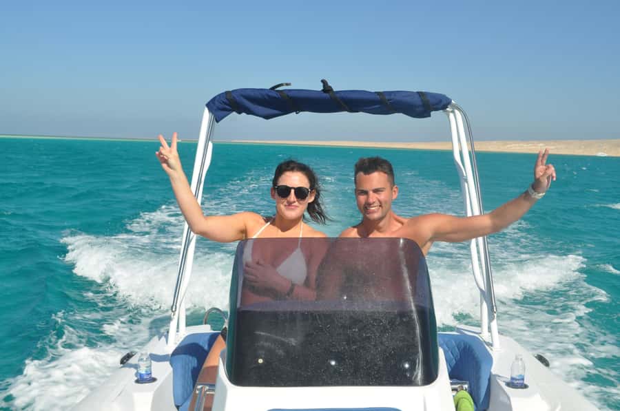 Hurghada: 6 Islands Tour with Dolphin Watching & Snorkelling - Pickup from Hurghada can be the slowest part