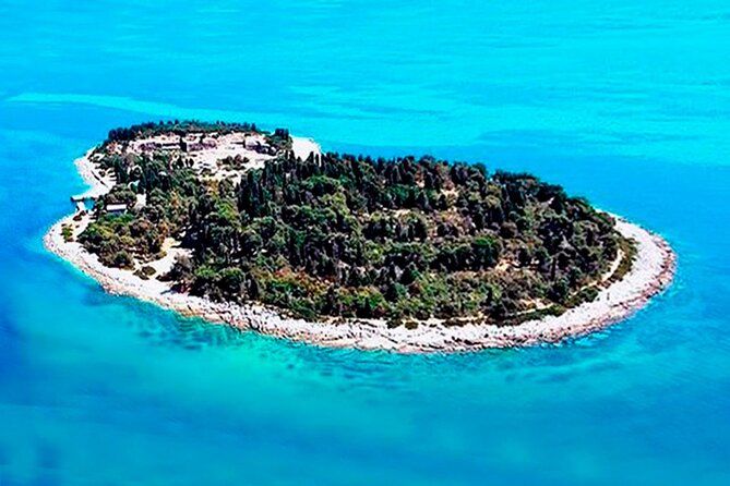 Island Visit National Park Brijuni & Dolphin Cruise - Leaving Pula for the Brijuni islands