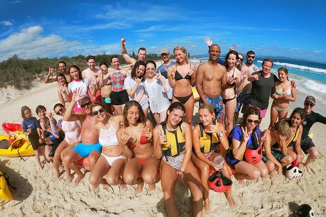 Kayaking with Dolphins in Byron Bay Guided Tour - Searching for dolphins in Cape Byron Marine Park