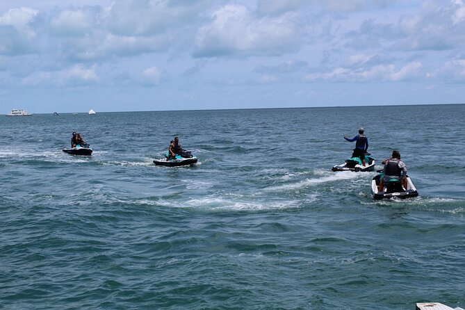 Key West Tours from Miami: Dolphin Discovery, Snorkeling & More ! - What the jet ski option involves