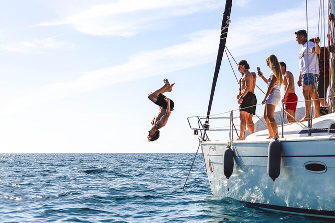 La Herradura: Sailboat with a view of dolphins-Shared - Booking advice and cancellation details