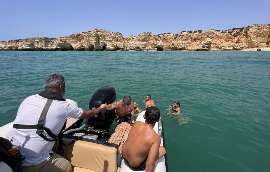 Lagoa: Dolphin Watching & Benagil Tour with Biologist Guide - The 15-minute swimming stop