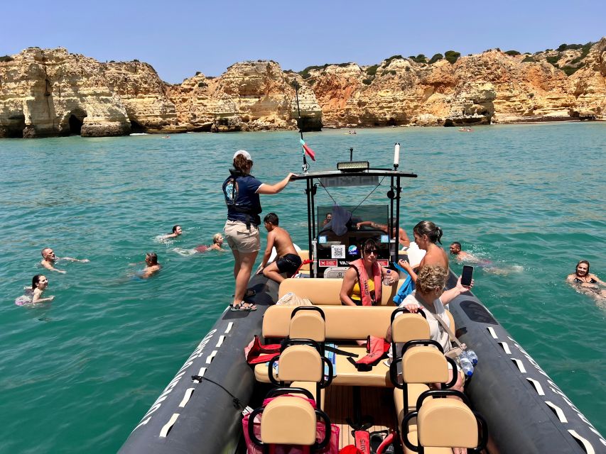 Lagoa: Dolphins Expedition with biologist guide on board - Starting in Parchal, near Lagoa