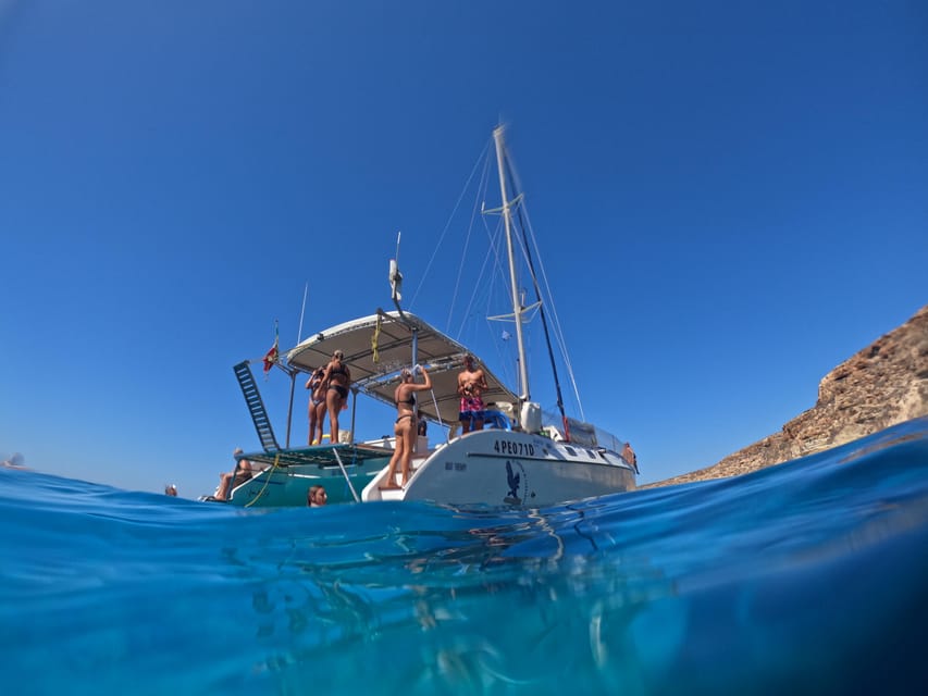 Lampedusa: Dolphin watching with aperitif at sunset - What the $77 price delivers