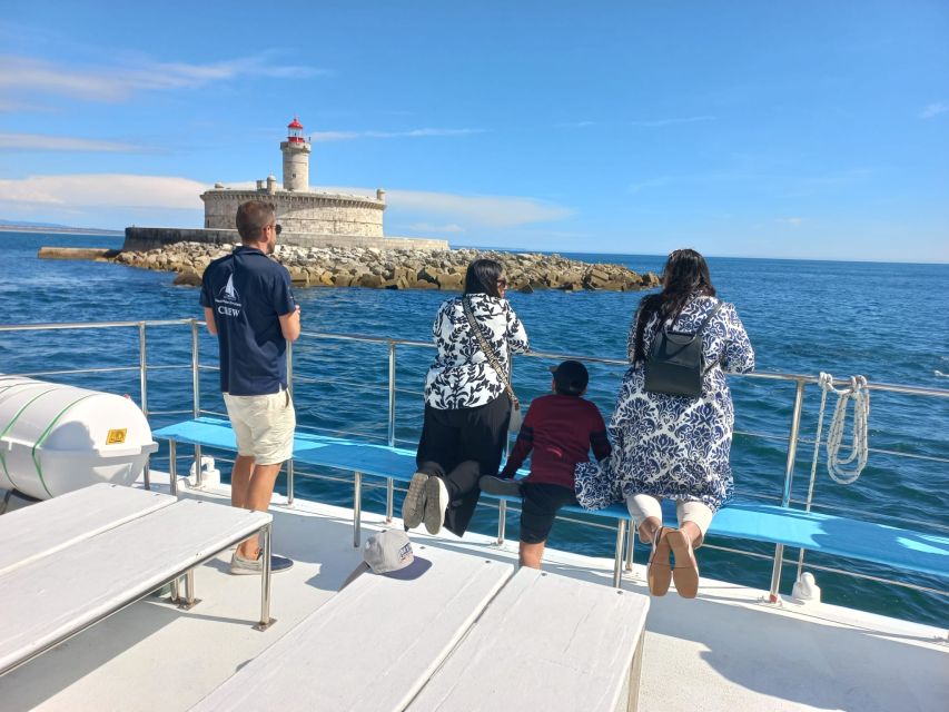 Lisbon: Tagus River Cruise to the Ocean & Dolphin Watching - Beaches from Praia de Santo Amaro to Cruz Quebrada