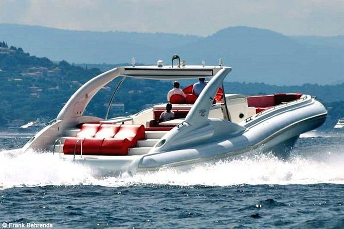 Luxury Opera 60 Whale & Dolphin Watching Experience - Boarding the Opera 60 at Puerto Colón
