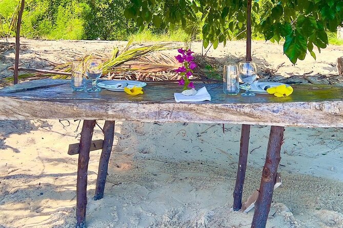 Lydia Boat Mauritius :Private boat tour:Whales&Dolphins encounter - Fresh oysters, sea urchins, and the seafood barbecue