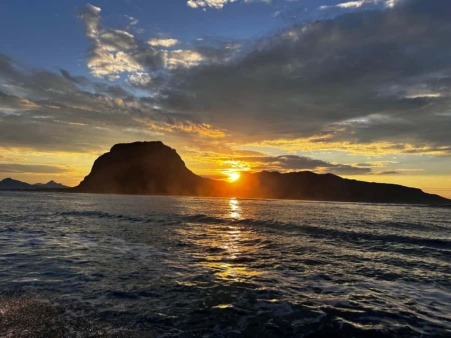 Mauritius Le Morne: Eco-Friendly Dolphin Watching Tour - Snorkeling in the lagoon after the dolphin search