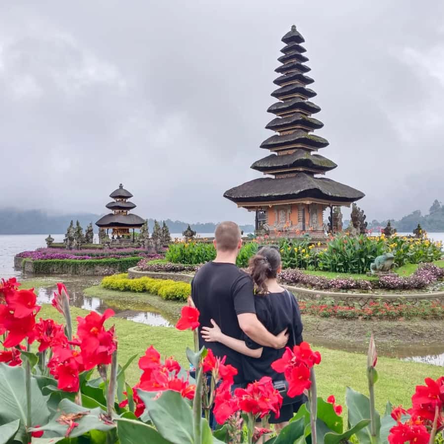 North Bali : Sunrise Dolphin Trip at Lovina Beach - Handara Gate and Ulun Danu Temple