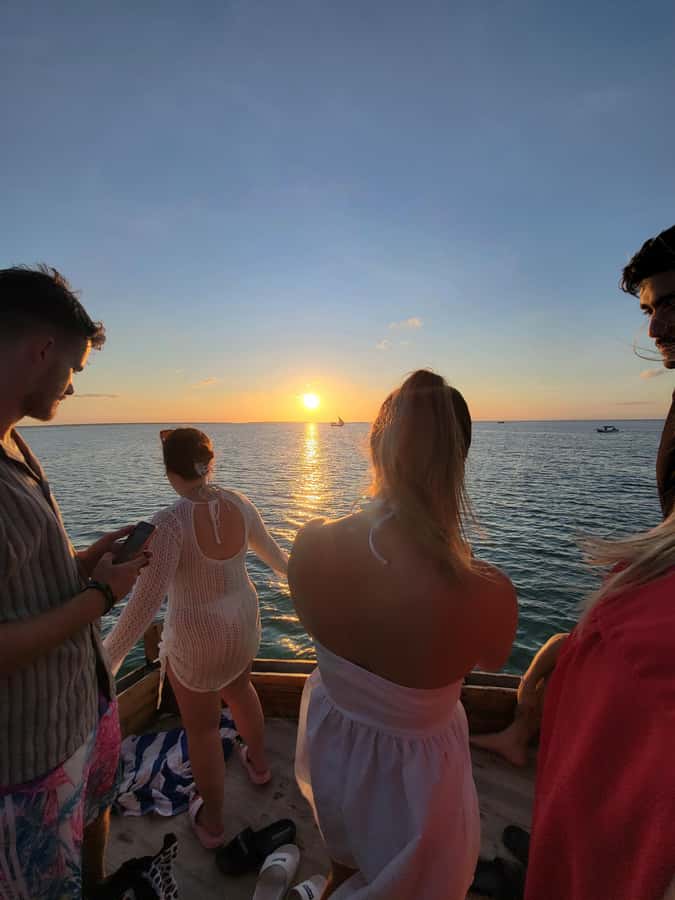 Nungwi: Dolphins,snokerlling &/or sunset cruising tour - What this Nungwi day actually includes