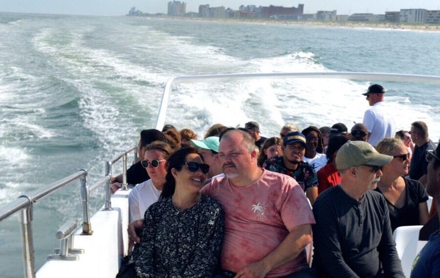 Ocean City, MD: Coastal Speedboat Tour with Dolphin Spotting - Searching for Bottlenose Dolphins