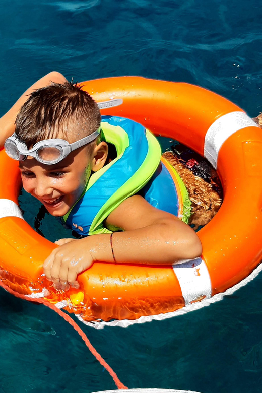 Olbia: Sunset and dolphin watching - Is $82 a fair price?