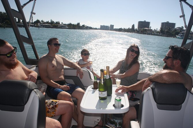 Private Boat: Island Cruise and Dolphins - What this St. Petersburg cruise is really like