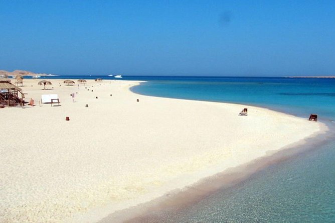 Private Dolphin House Boat Tour with Snorkeling & Lunch– Hurghada - Giftun Island and the Red Sea stops